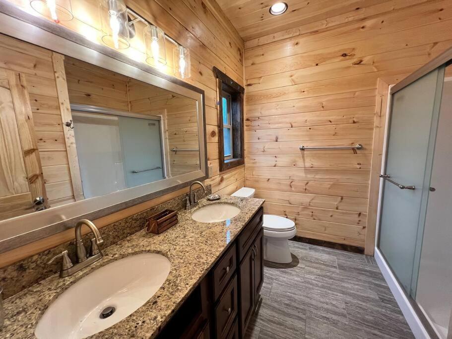 * * 4 Master Bedrooms, Views, Theater, Arcade, Evc Gatlinburg Eksteriør billede