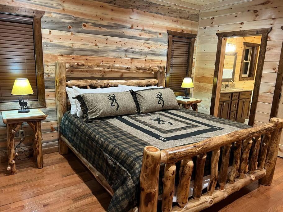 * * 4 Master Bedrooms, Views, Theater, Arcade, Evc Gatlinburg Eksteriør billede