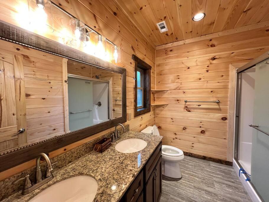 * * 4 Master Bedrooms, Views, Theater, Arcade, Evc Gatlinburg Eksteriør billede